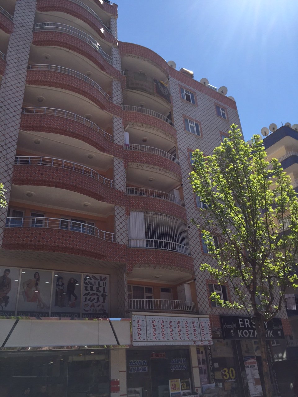 Eviz Apartmanı