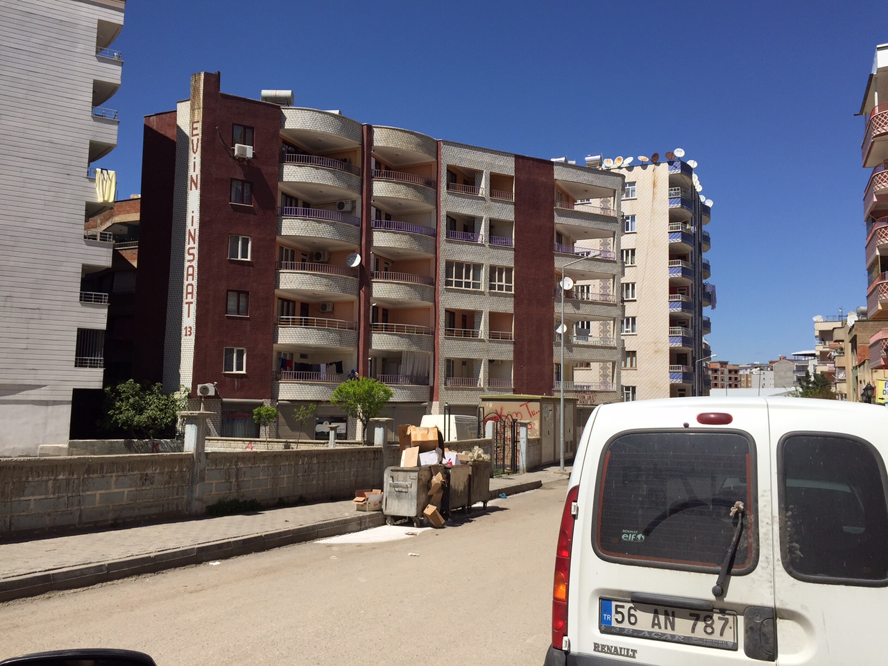 Tanık Apartmanı